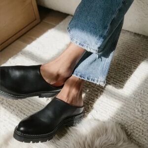 Jenni Kayne Leather Slip On Lug Mule/Clog in Black, Size 7